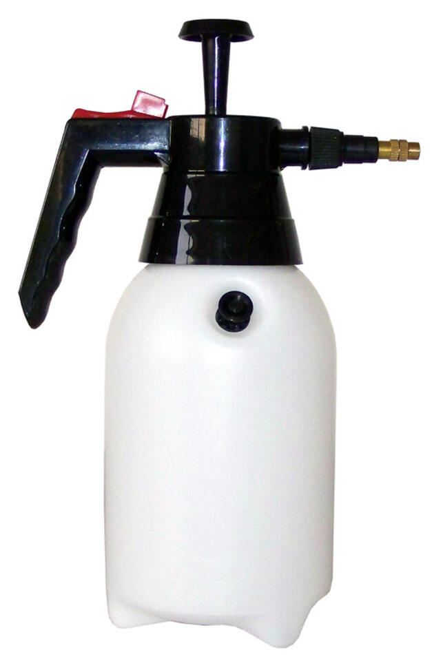 Pulvérisateur à mains pour solvants